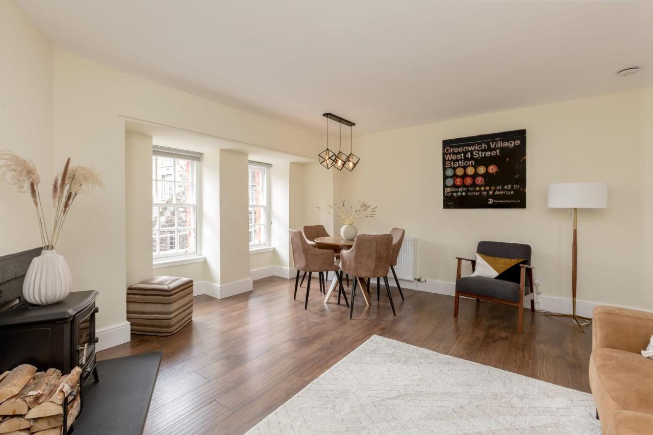 Guestready - Elegant 2Br Period Flat In Oldtown Edimburgo Exterior foto